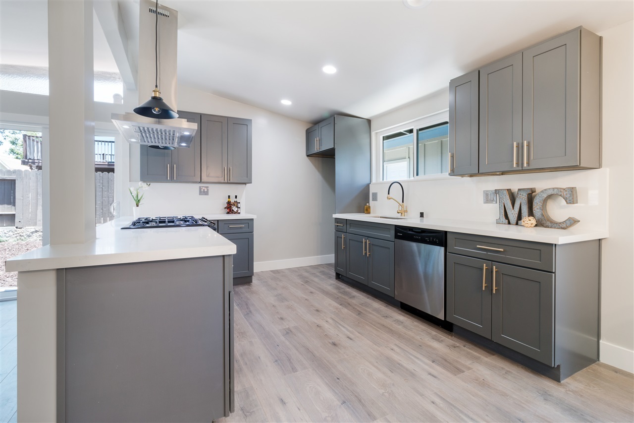 14158 Powers Road Poway, CA 92064 - Photo 4 of 22