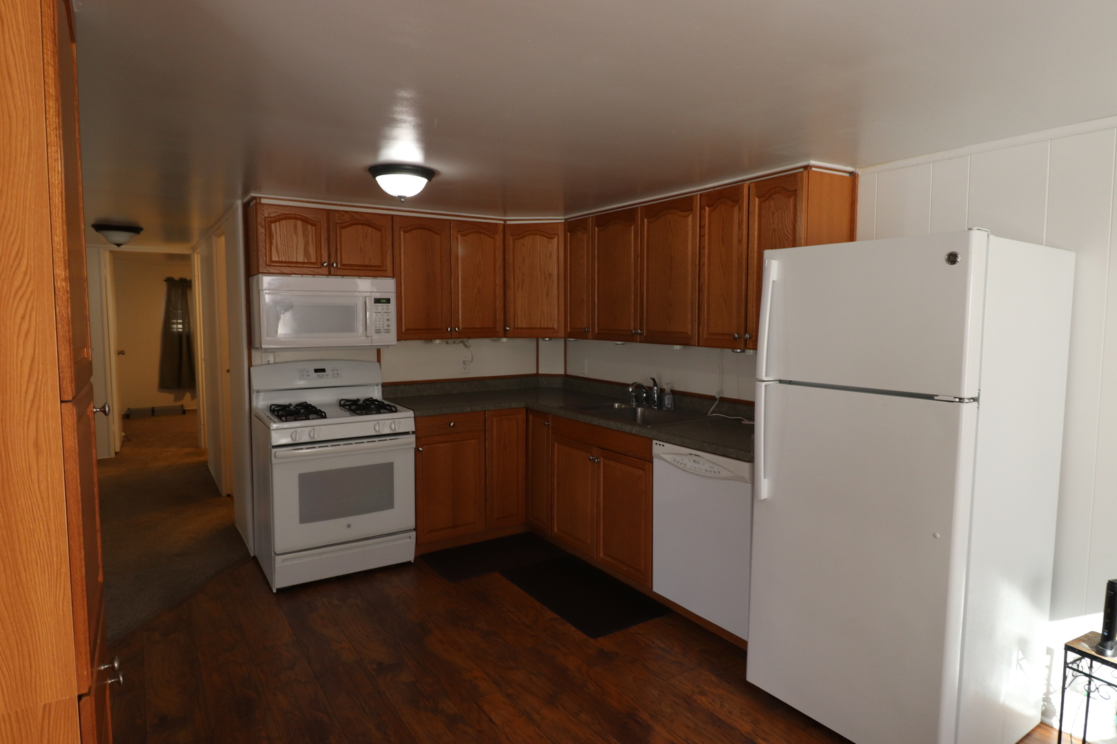 1186 Candida Road Elgin, IL 60123 - Photo 5 of 18
