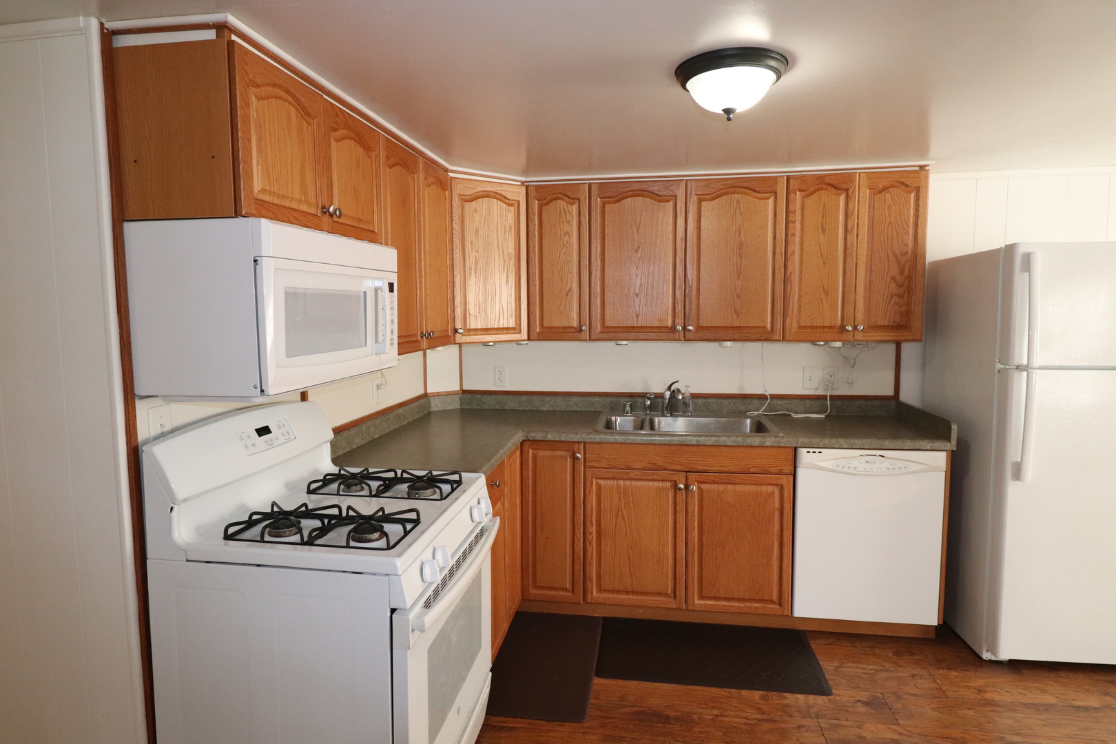 1186 Candida Road Elgin, IL 60123 - Photo 6 of 18