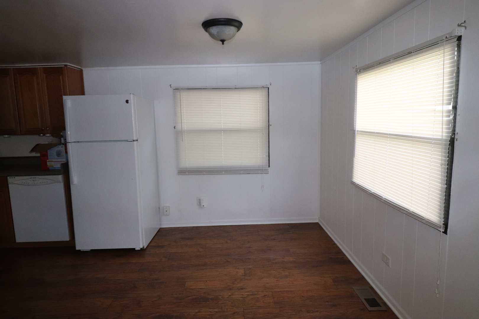 1186 Candida Road Elgin, IL 60123 - Photo 7 of 18