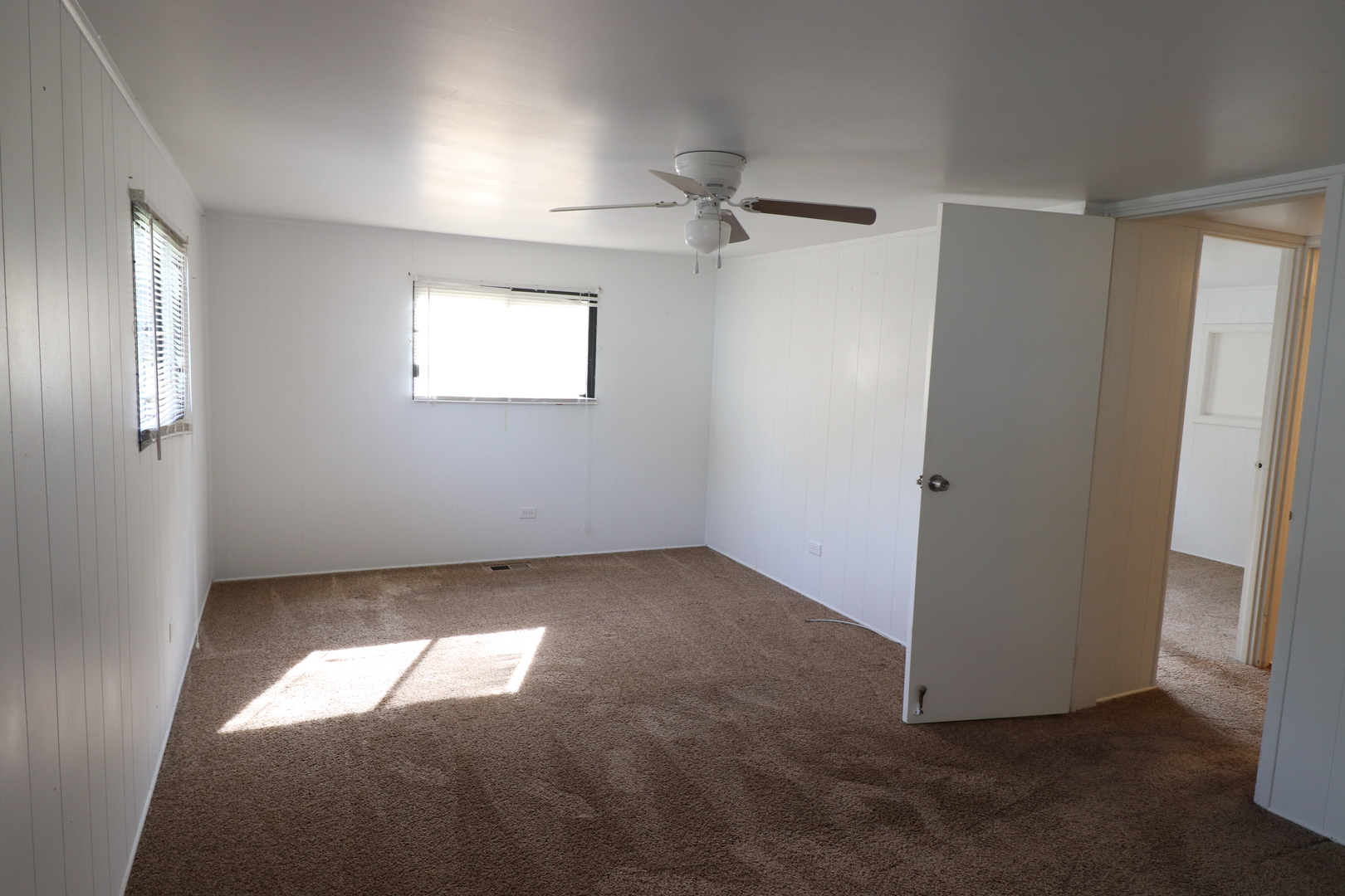 1186 Candida Road Elgin, IL 60123 - Photo 8 of 18