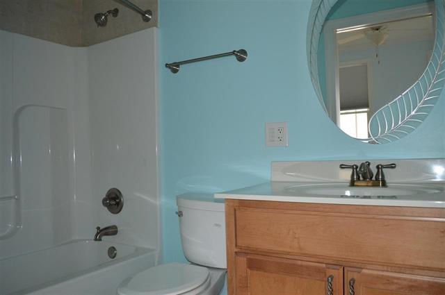 571 Copeland Road Ocoee, TN 37361 - Photo 17 of 45 Hall Bath