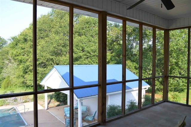 571 Copeland Road Ocoee, TN 37361 - Photo 25 of 45 Screened Porch