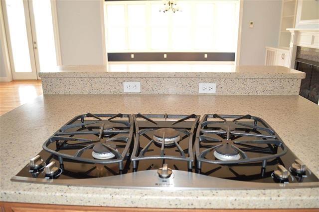 571 Copeland Road Ocoee, TN 37361 - Photo 38 of 45 Gas Range