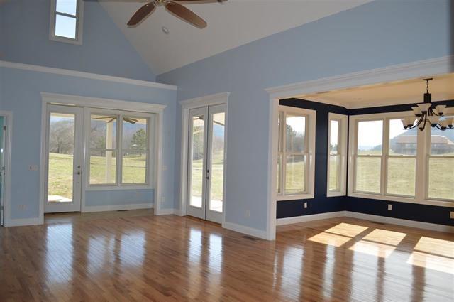 571 Copeland Road Ocoee, TN 37361 - Photo 6 of 45 Living Room/Dining Room