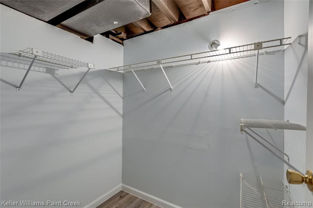 332 Lake Forest Road Rochester Hills, MI 48309 - Photo 41 of 48