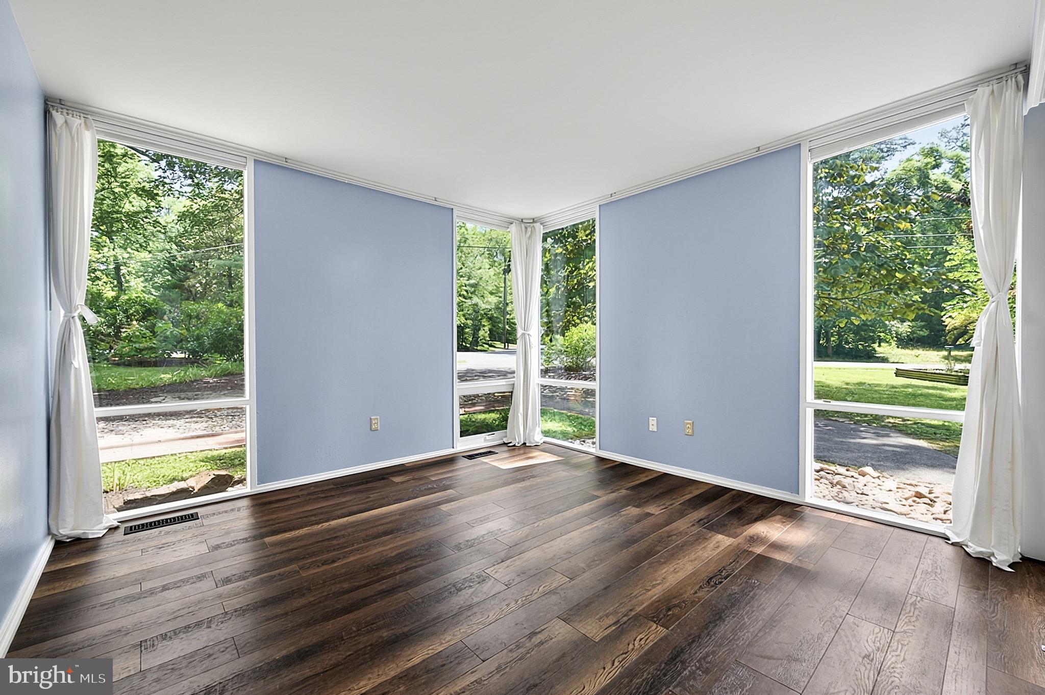 7710 Elba Road Alexandria, VA 22306 - Photo 26 of 50 Third Bedroom