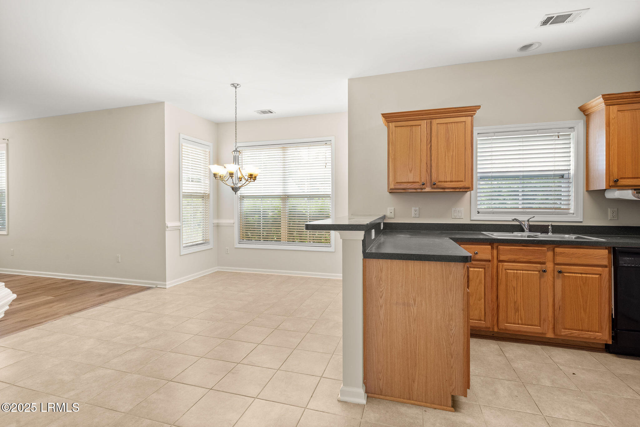 39 Woods Bay Road Bluffton, SC 29910 - Photo 17 of 47 39WoodsBay-11