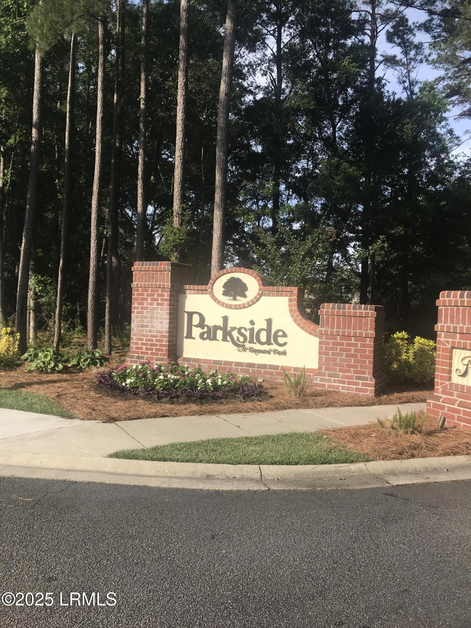 39 Woods Bay Road Bluffton, SC 29910 - Photo 2 of 47 IMG_2613