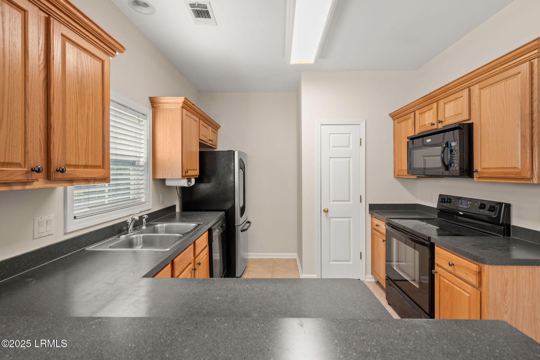 39 Woods Bay Road Bluffton, SC 29910 - Photo 22 of 47 39WoodsBay-16