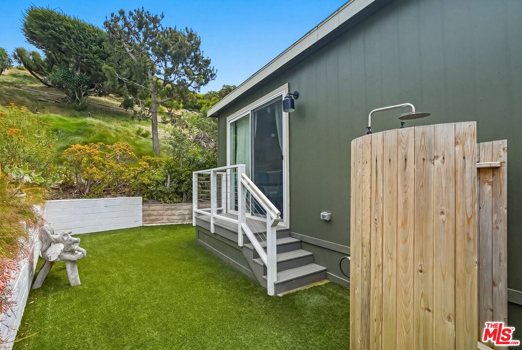 29500 Heathercliff Road, Unit 134 Malibu, CA 90265 - Photo 30 of 34