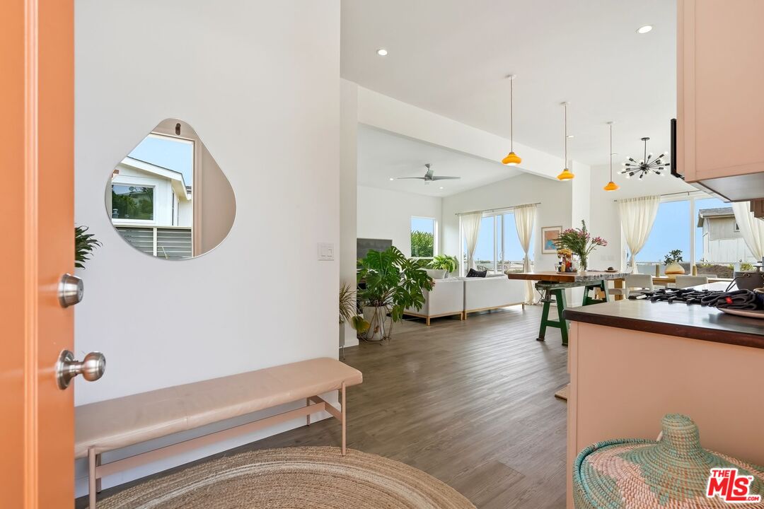 29500 Heathercliff Road, Unit 134 Malibu, CA 90265 - Photo 4 of 34