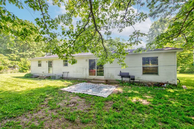 $205,500 | 12650 State Road, Leslie, MI 49251