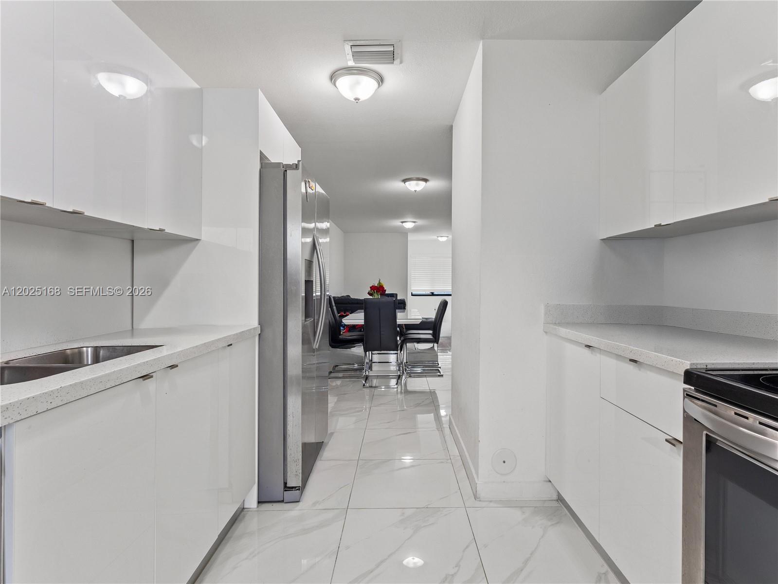 10769 Southwest 146th Street Miami, FL 33176 - Photo 6 of 19