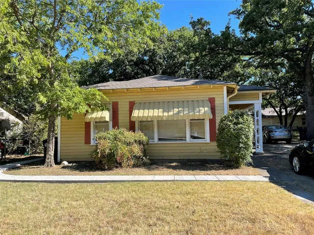 $1,500,000 | 1303 Fannin Street, Denton, TX 76201