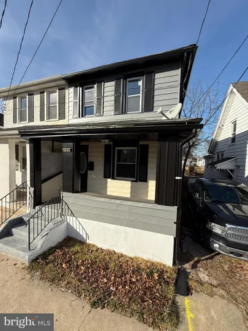 $1,750 | 333 West Buck Street, Paulsboro, NJ 08066