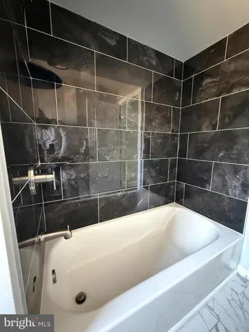 $1,750 | 333 West Buck Street, Paulsboro, NJ 08066