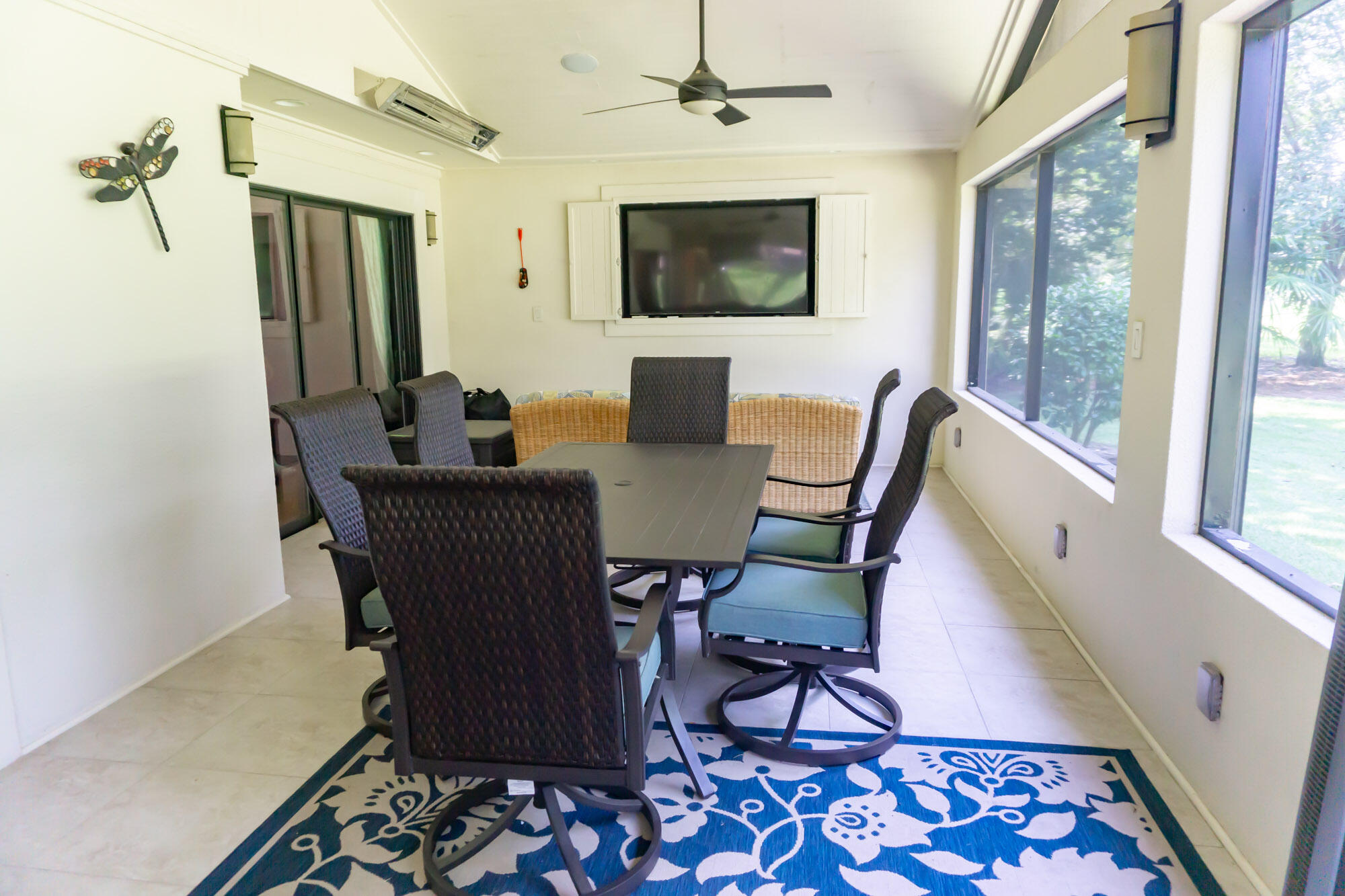 372 Golfview Drive Miramar Beach, FL 32550 - Photo 38 of 66 a view of a livingroom with furniture window and wooden floor