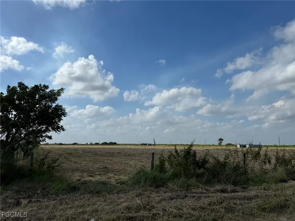 $167,700 | 6455 3rd Road, LaBelle, FL 33935