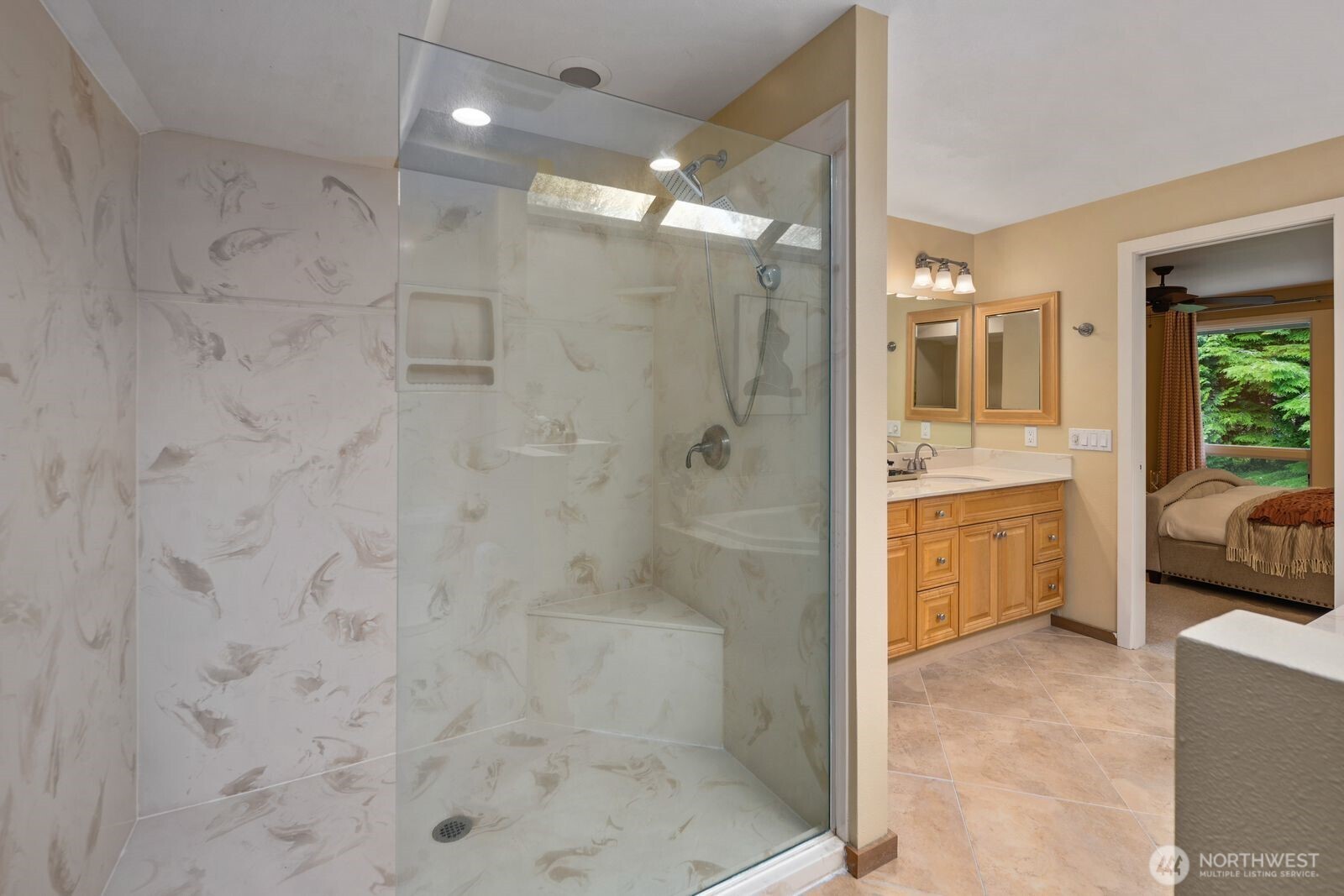 22720 Northeast 46th Street Redmond, WA 98053 - Photo 30 of 40