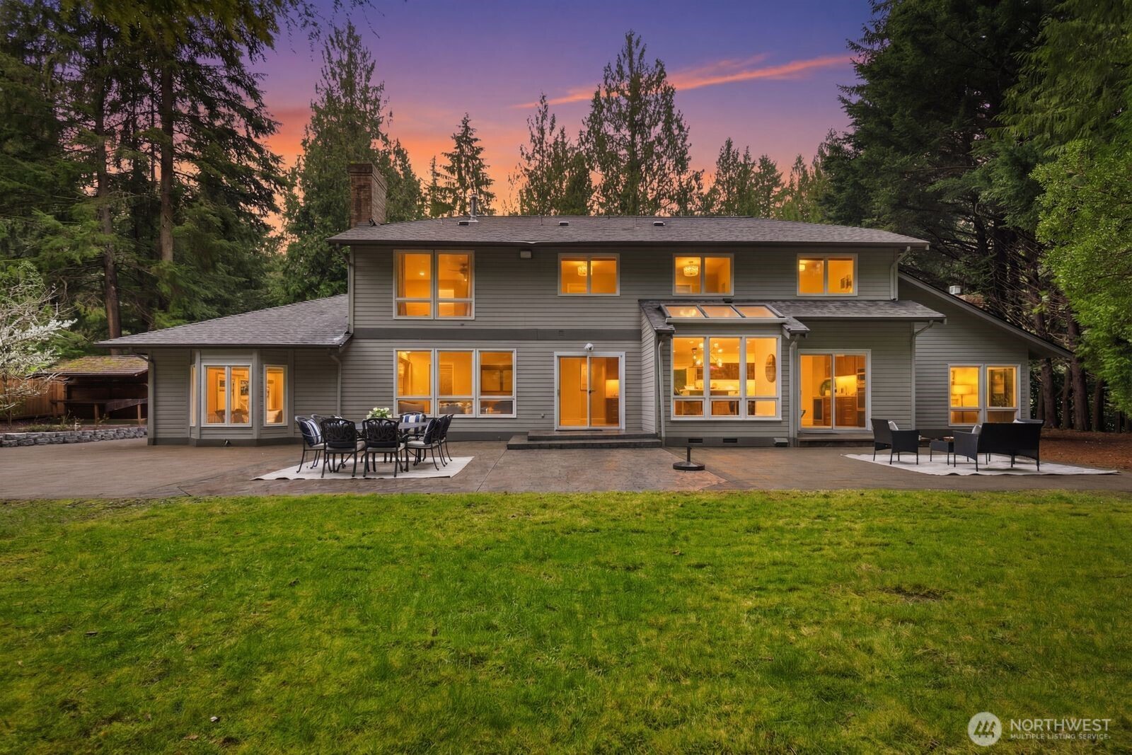 22720 Northeast 46th Street Redmond, WA 98053 - Photo 32 of 40