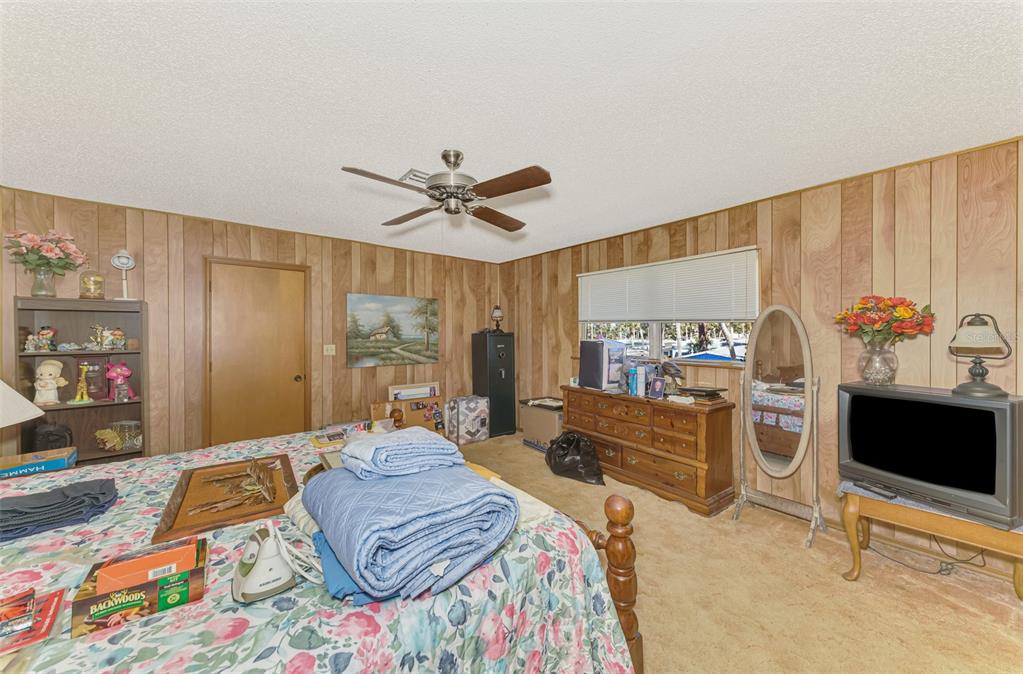 698 West Perry Street Englewood, FL 34223 - Photo 19 of 55