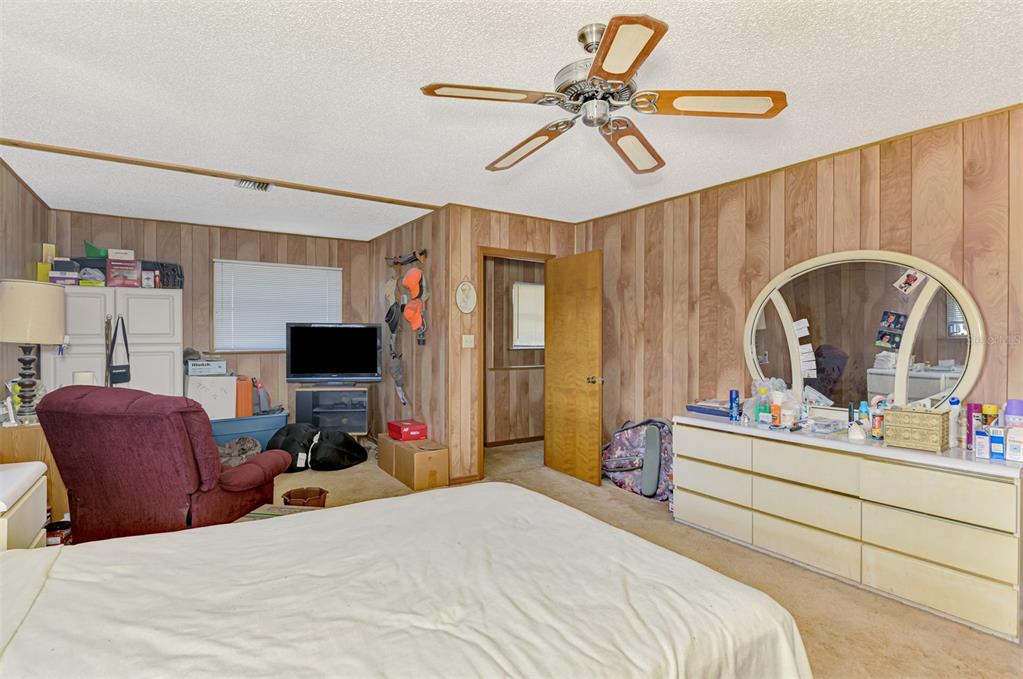 698 West Perry Street Englewood, FL 34223 - Photo 22 of 55