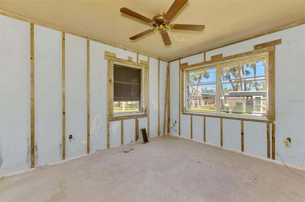 698 West Perry Street Englewood, FL 34223 - Photo 30 of 55