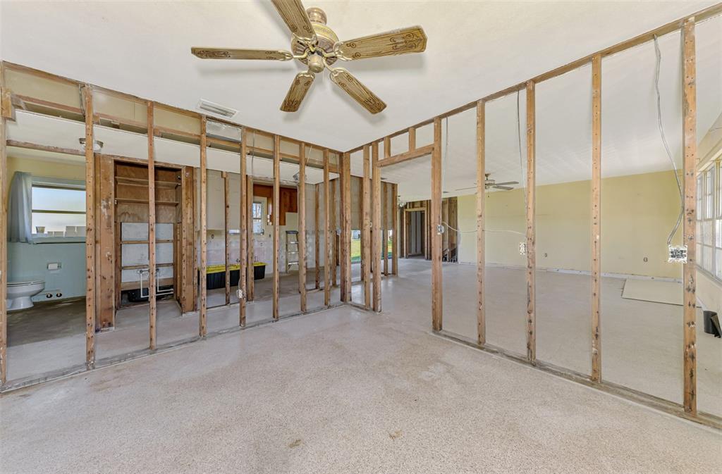 698 West Perry Street Englewood, FL 34223 - Photo 36 of 55