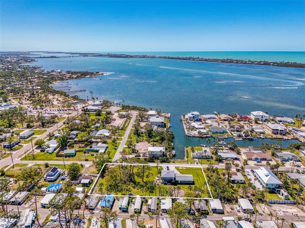 698 West Perry Street Englewood, FL 34223 - Photo 6 of 55