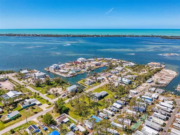 $375,000 | 698 West Perry Street, Englewood, FL 34223