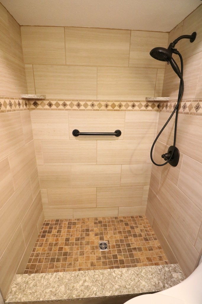 7 Primrose Court Columbus, GA 31907 - Photo 18 of 37 a bathroom with a shower