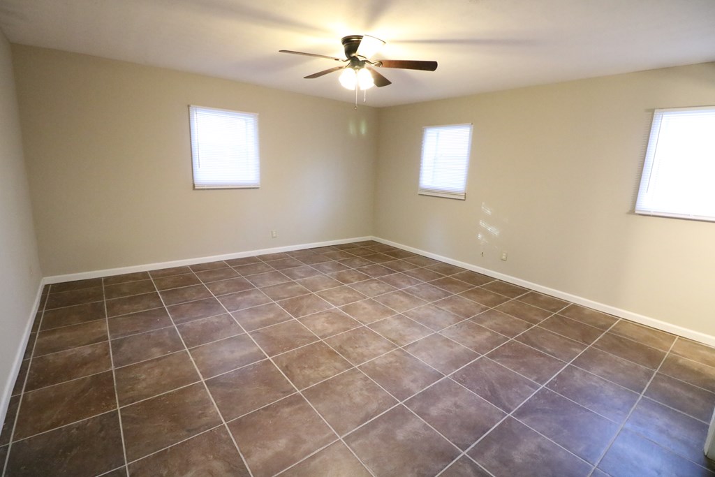 7 Primrose Court Columbus, GA 31907 - Photo 34 of 37 a view of an empty room with a window