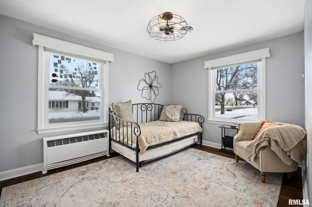 $199,900 | 108 East Crestwood Street, Morton, IL 61550