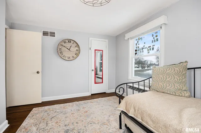 $199,900 | 108 East Crestwood Street, Morton, IL 61550