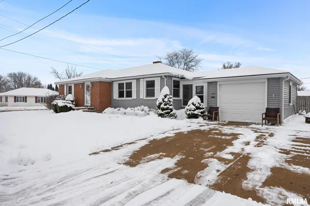 $199,900 | 108 East Crestwood Street, Morton, IL 61550
