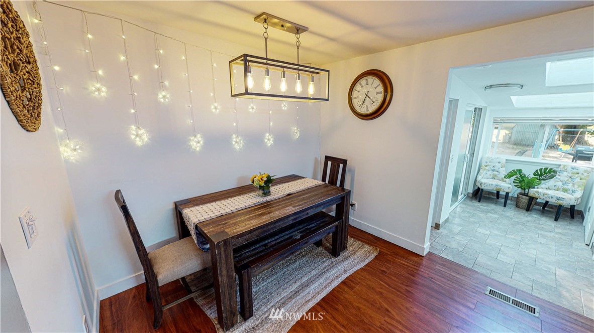17411 117th Avenue Southeast Renton, WA 98058 - Photo 20 of 38 Gallery Image 20