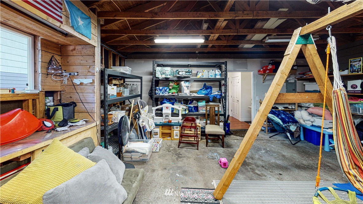 17411 117th Avenue Southeast Renton, WA 98058 - Photo 29 of 38 Gallery Image 29