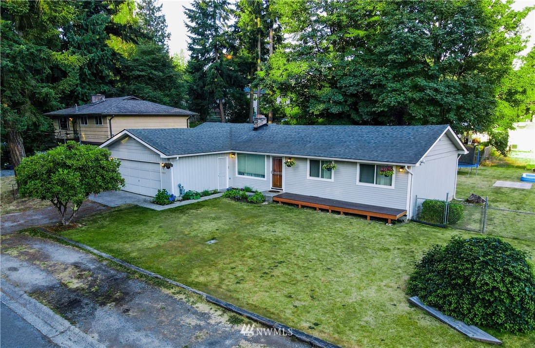 17411 117th Avenue Southeast Renton, WA 98058 - Photo 37 of 38 Gallery Image 37