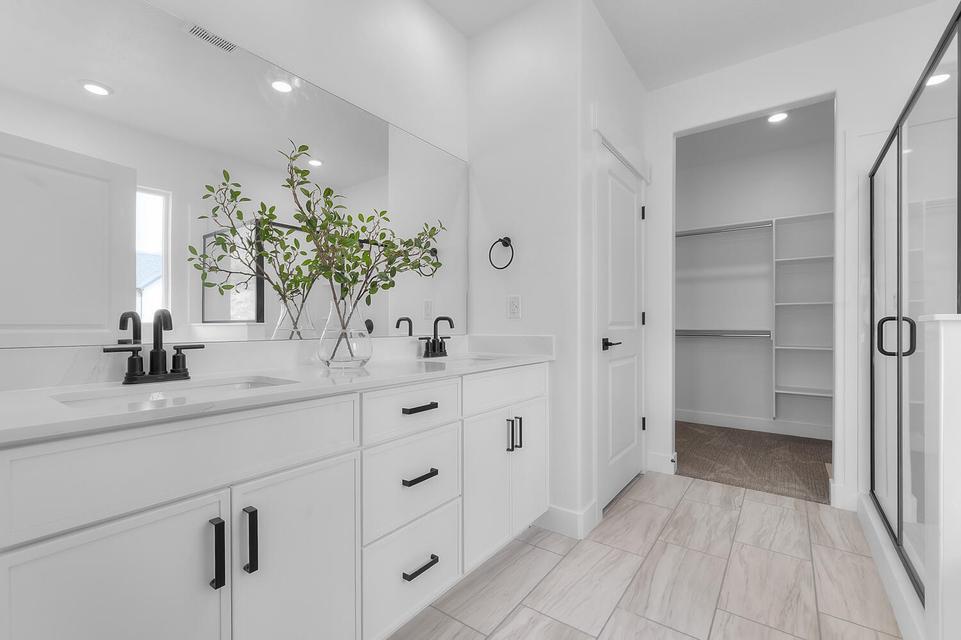 370 North Rhyolite Drive, Unit 110 Hurricane, UT 84737 - Photo 16 of 26 16