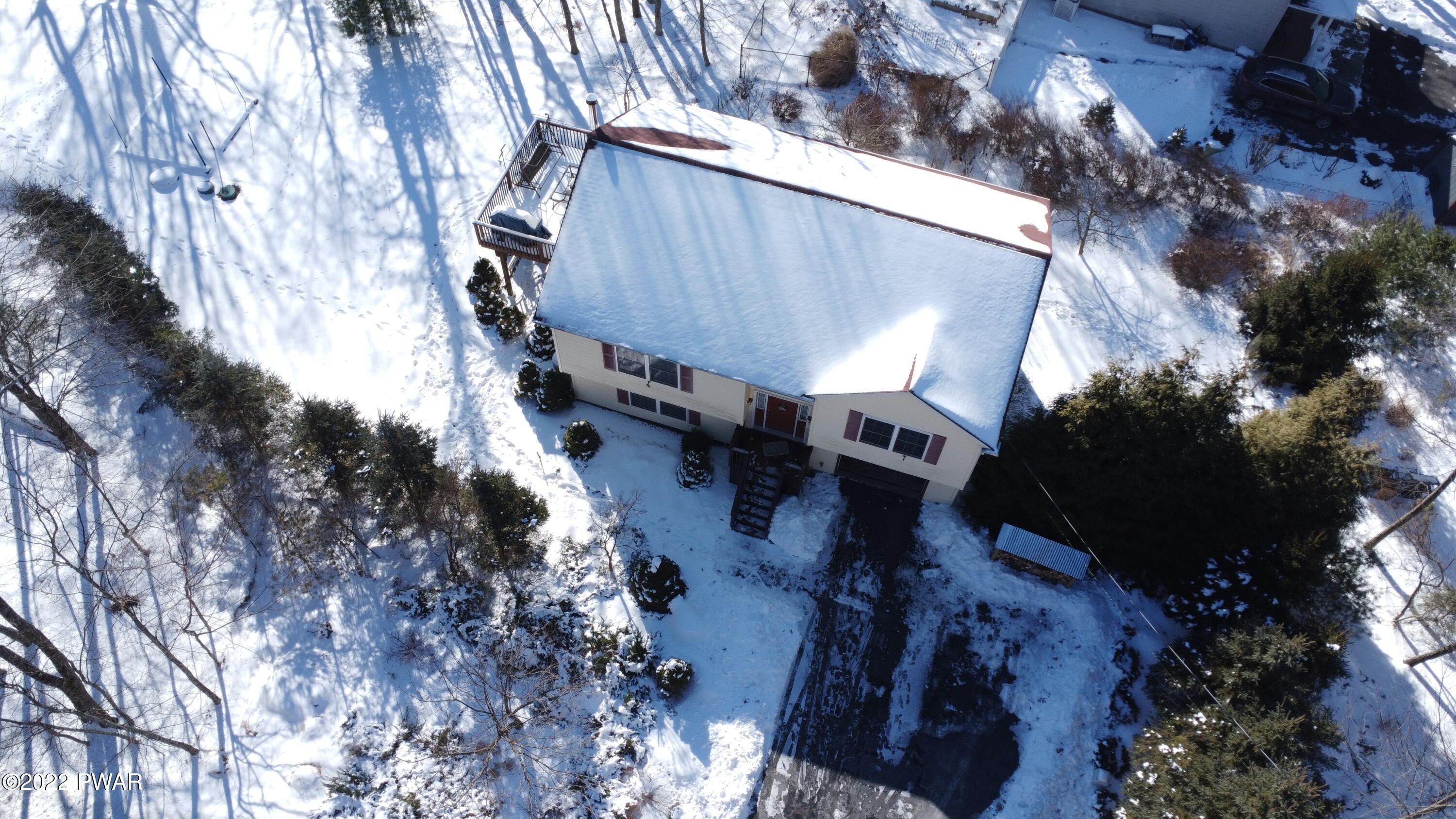 112 Waterwheel Road Milford, PA 18337 - Photo 2 of 23
