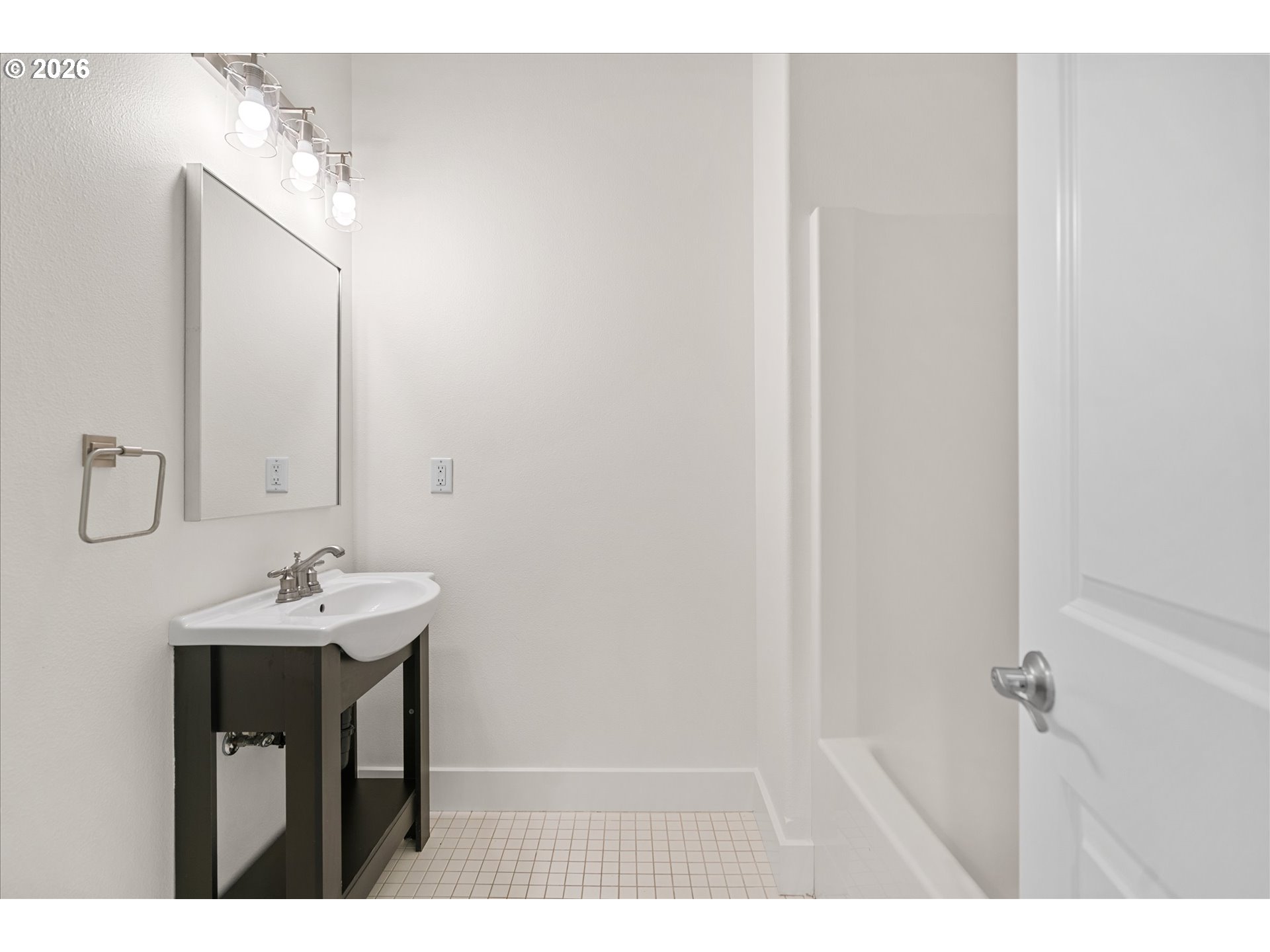 9935 Southwest 52nd Avenue Portland, OR 97219 - Photo 30 of 45