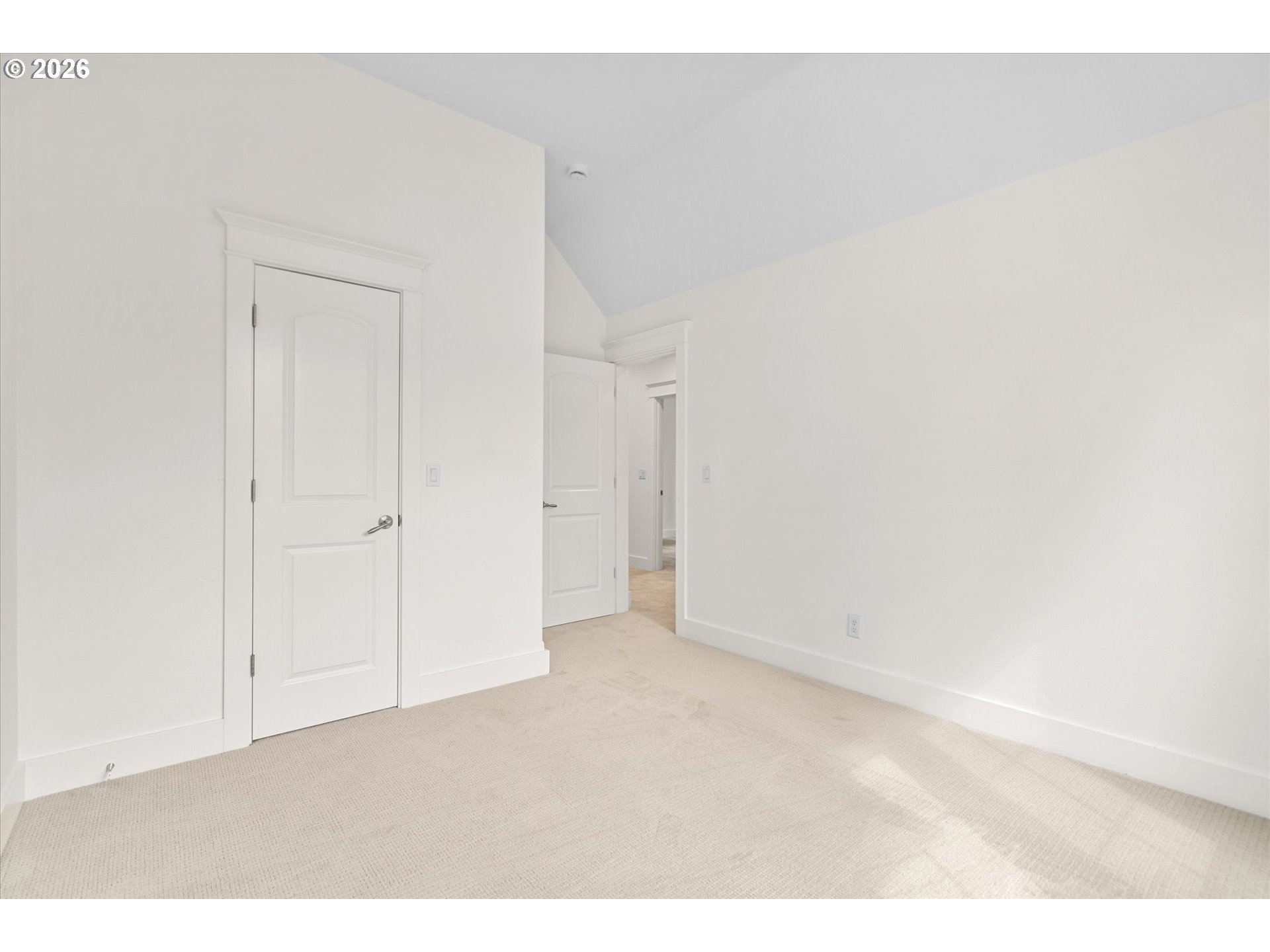 9935 Southwest 52nd Avenue Portland, OR 97219 - Photo 32 of 45