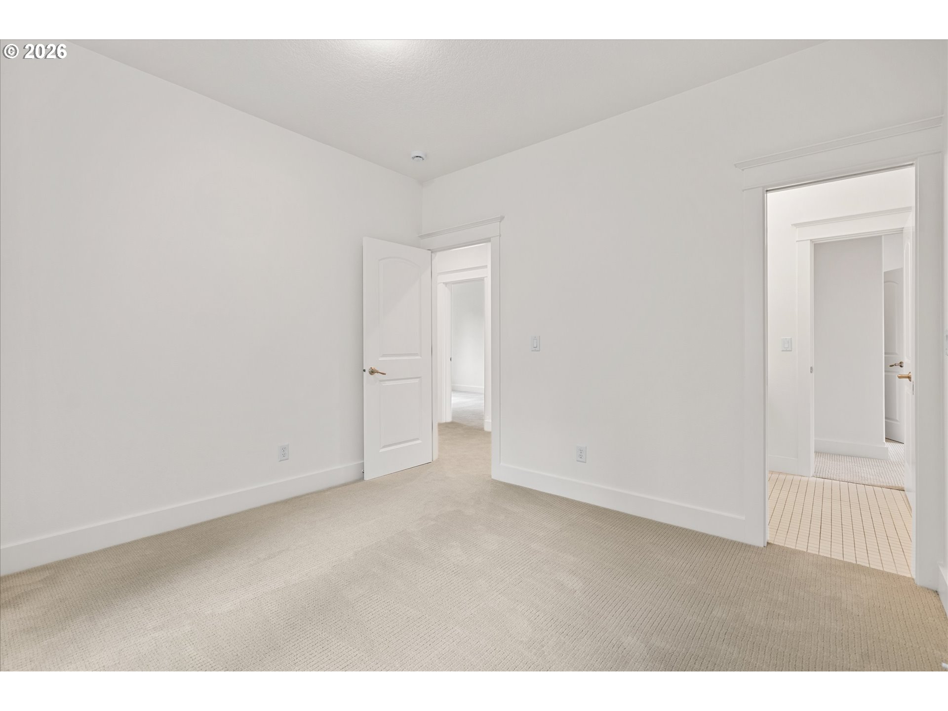 9935 Southwest 52nd Avenue Portland, OR 97219 - Photo 34 of 45