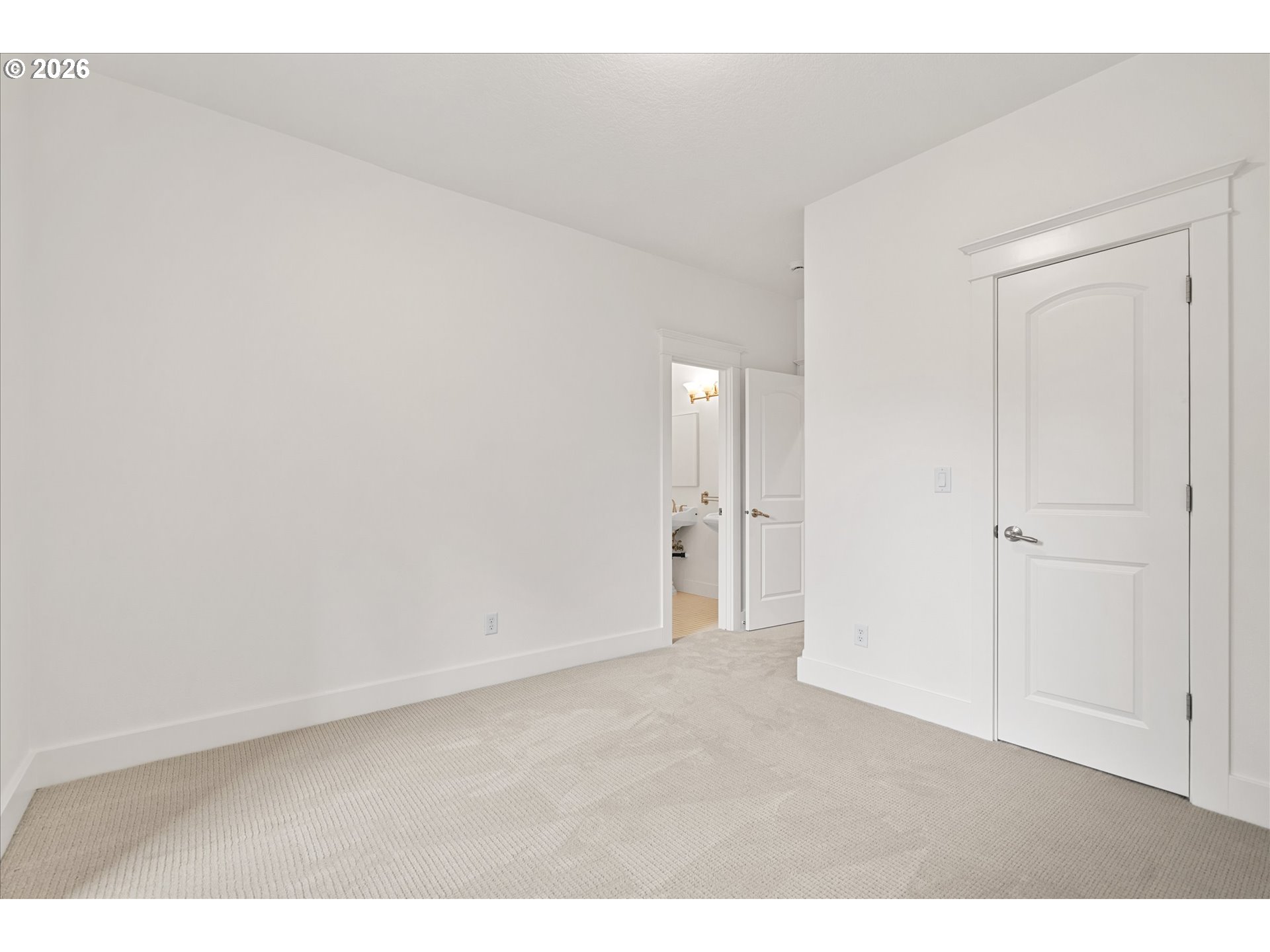 9935 Southwest 52nd Avenue Portland, OR 97219 - Photo 39 of 45