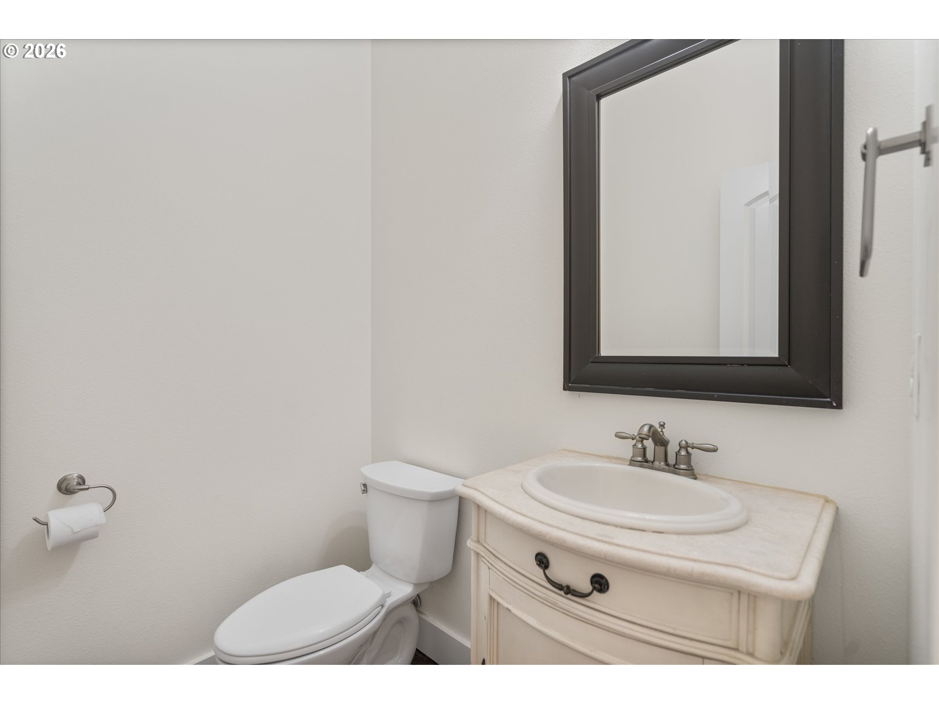 9935 Southwest 52nd Avenue Portland, OR 97219 - Photo 42 of 45