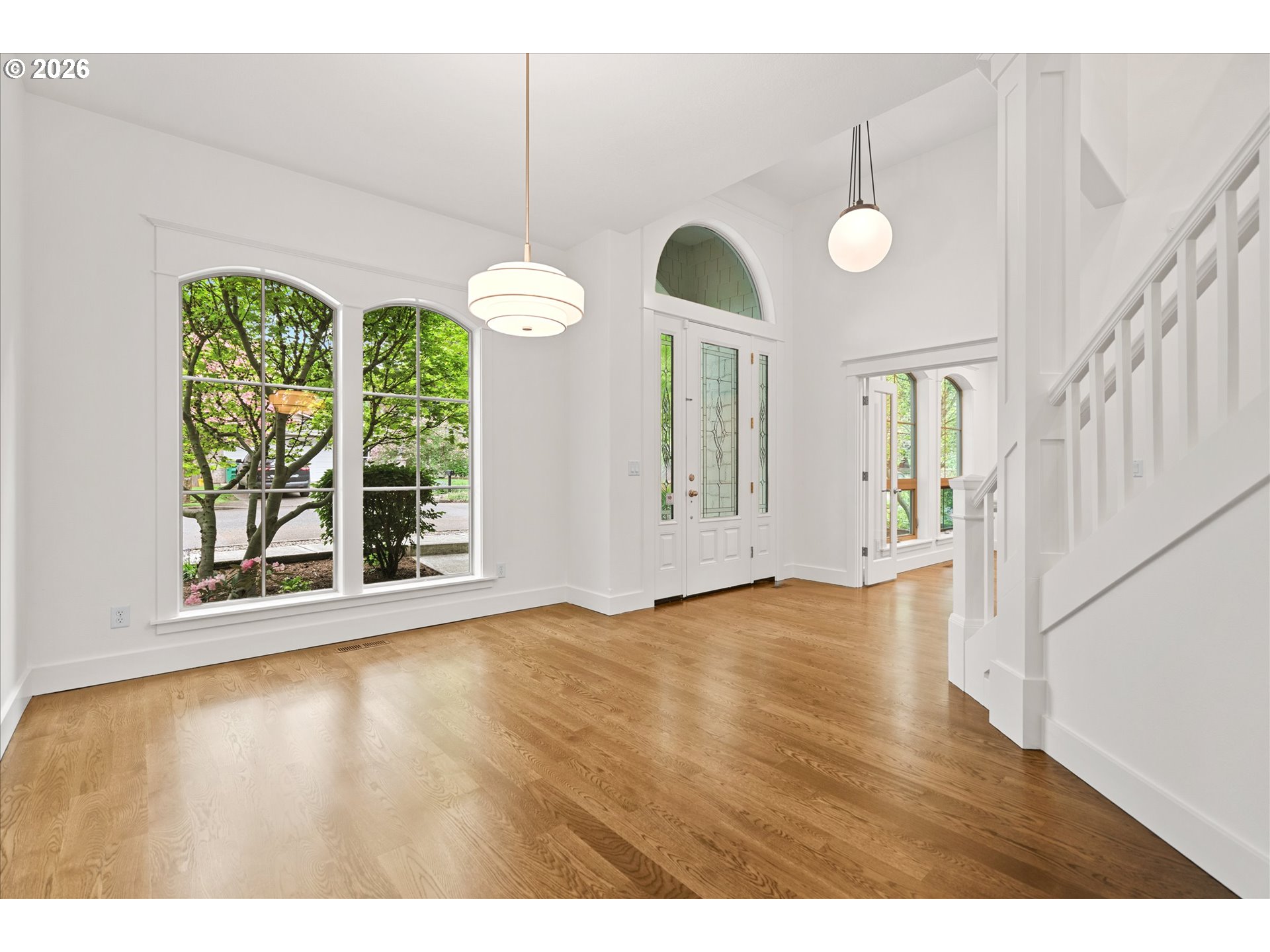 9935 Southwest 52nd Avenue Portland, OR 97219 - Photo 7 of 45