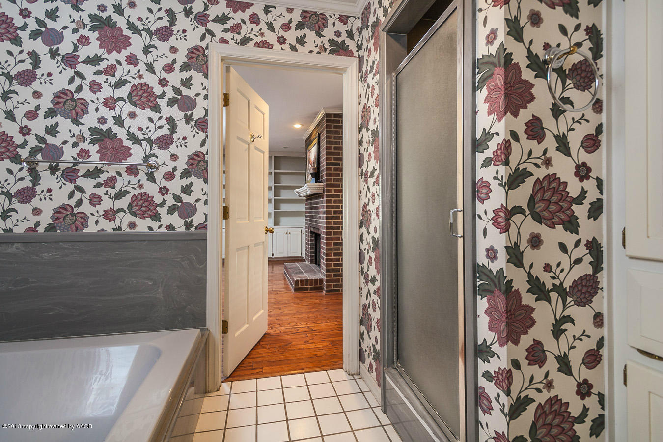 6707 Jameson Road Amarillo, TX 79106 - Photo 17 of 28 a view of a bathroom