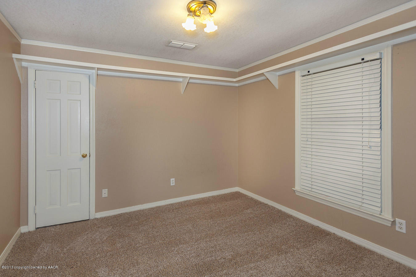 6707 Jameson Road Amarillo, TX 79106 - Photo 20 of 28 a view of an empty room