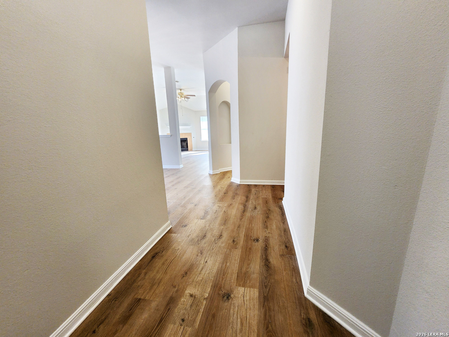 8422 Whitebrush Converse, TX 78109 - Photo 14 of 37